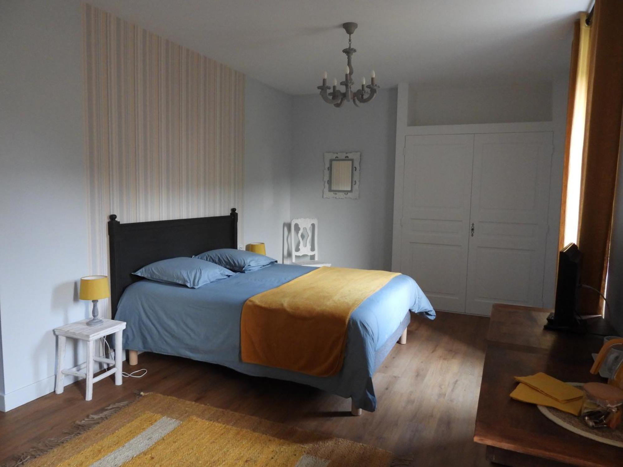 Le Figarelou Bed & Breakfast Thiezac Exterior photo